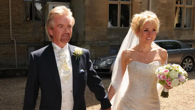 how old is noel edmonds' wife
