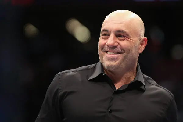 Joe Rogan Height: How Tall Is Joe Rogan? Career, Fitness, and Public Interest joe rogan height