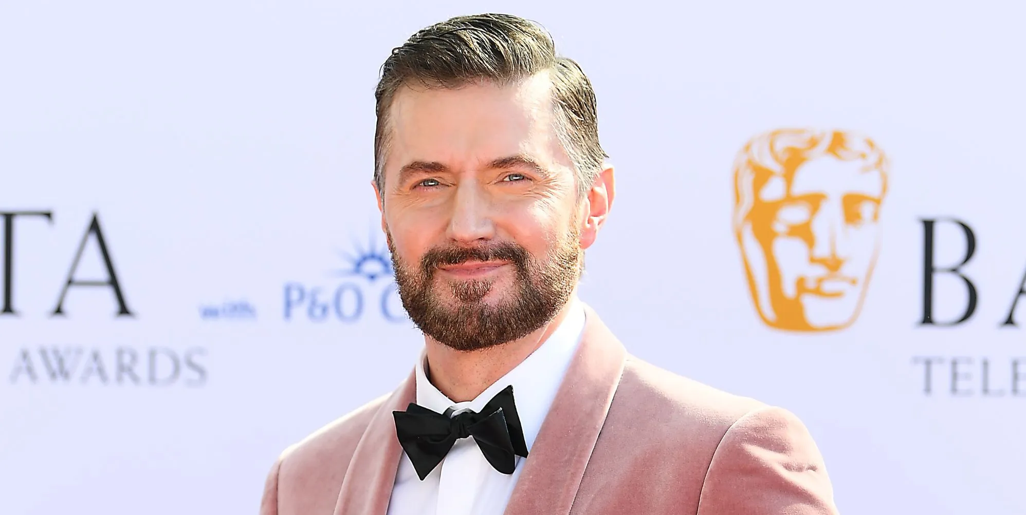 is richard armitage gay? is richard armitage gay?