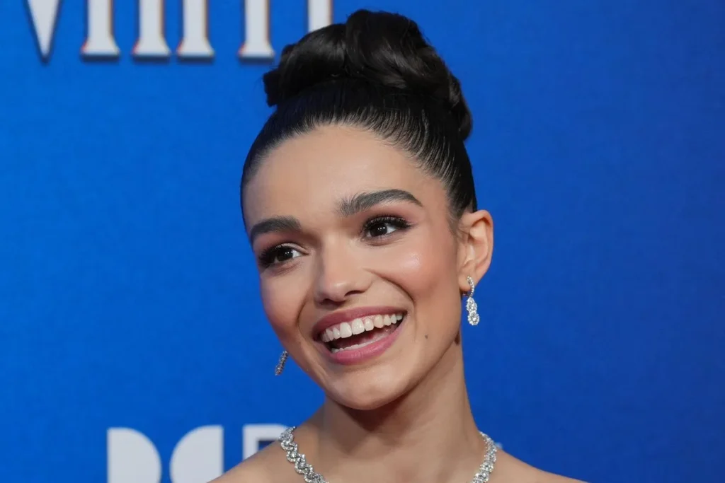 rachel zegler jaw