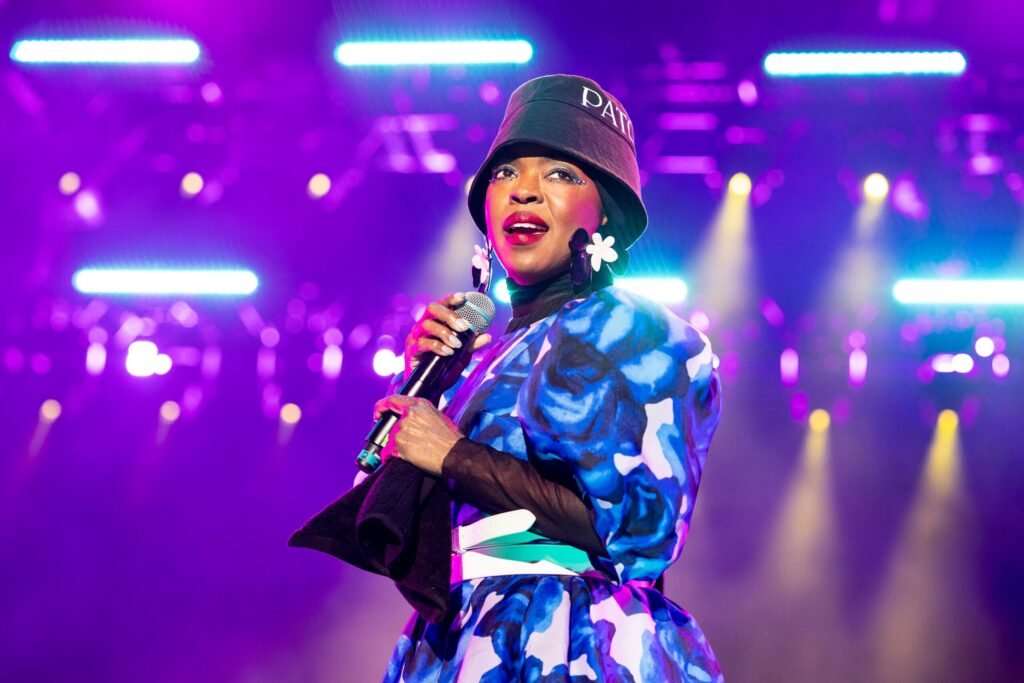 lauryn hill net worth: Age, Family, Career, Songs, and Facts lauryn hill net worth